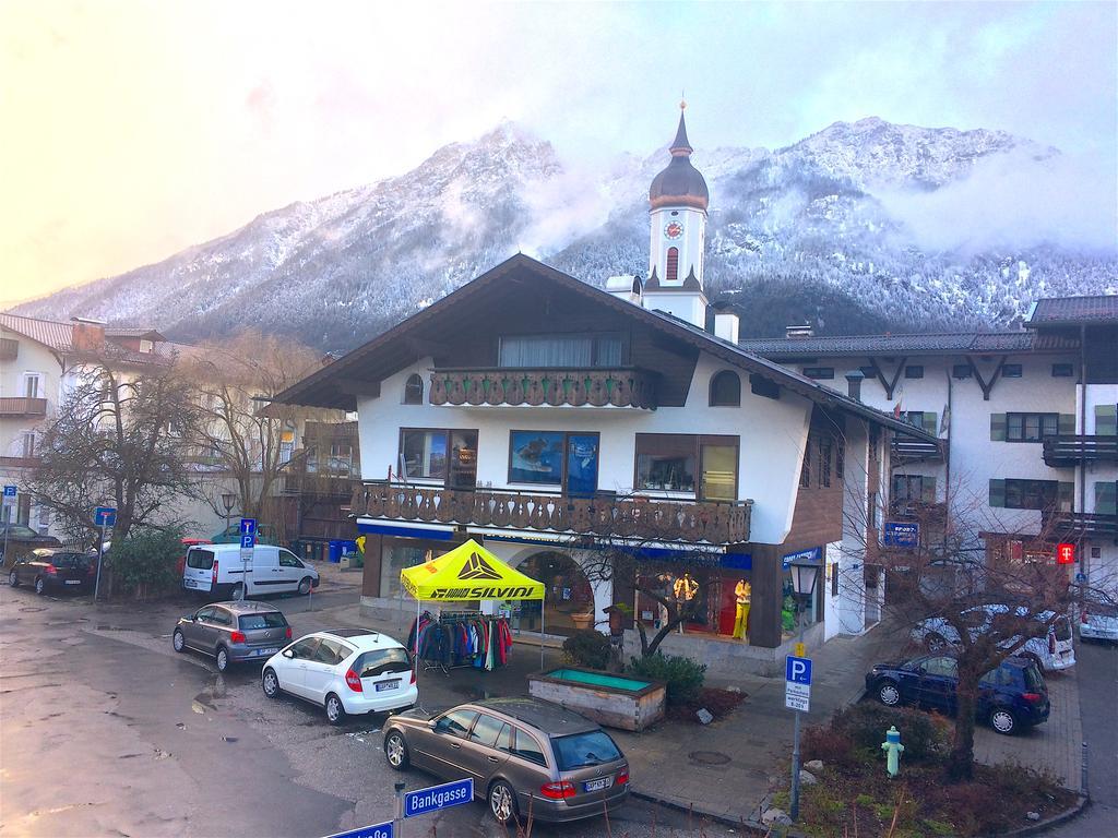 Golden GaPa Central Family Apartment 8 Garmisch-Partenkirchen Kamer foto